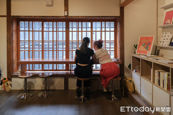 ▲新富町文化市場,tokyobike cafe。（圖／記者彭懷玉攝）