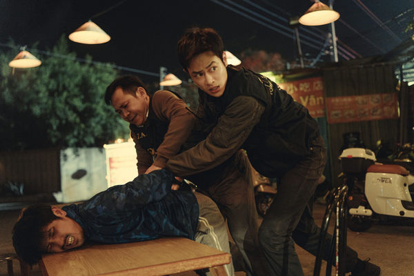 ▲《The Outlaw Doctor 化外之醫》在全球OTT大獎入圍2項大獎。（圖／公視、中華電信、瀚草文創提供）