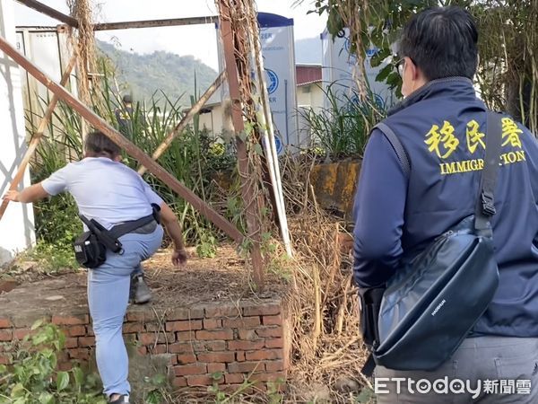 ▲▼囂張人蛇集團社群高價懸賞2逃跑移工　奔襲百里強行擄人工作還債。（圖／記者賴文萱翻攝）
