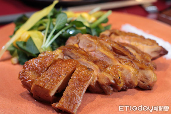 ▲米其林一星燒肉主廚再推新品牌「肉料理．福」。（圖／記者黃士原攝）