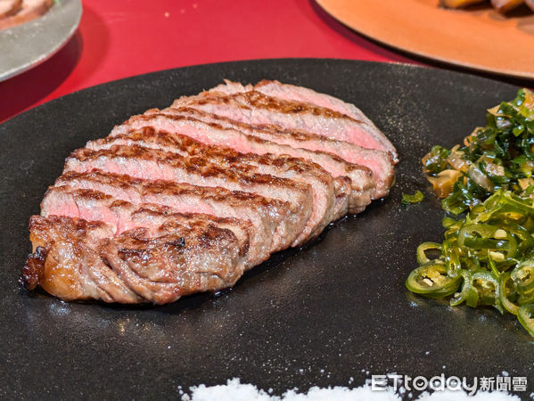 ▲米其林一星燒肉主廚再推新品牌「肉料理．福」。（圖／記者黃士原攝）