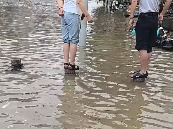 ▲▼山東暴雨致2死10失聯。（圖／翻攝自微博）