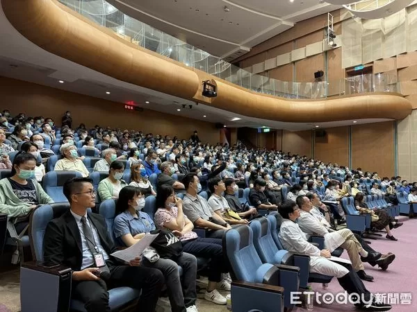 ▲▼      ERAS照護非醫學中心專利　嘉基醫院領軍南區推廣加速康復計畫  。（圖／嘉義基督教醫院提供）