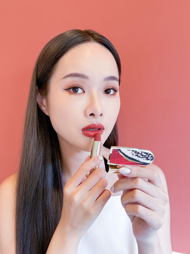 嬌蘭,RMK,彩妝,試開箱,口紅,唇膏,。（圖／記者李薇攝、品牌提供）