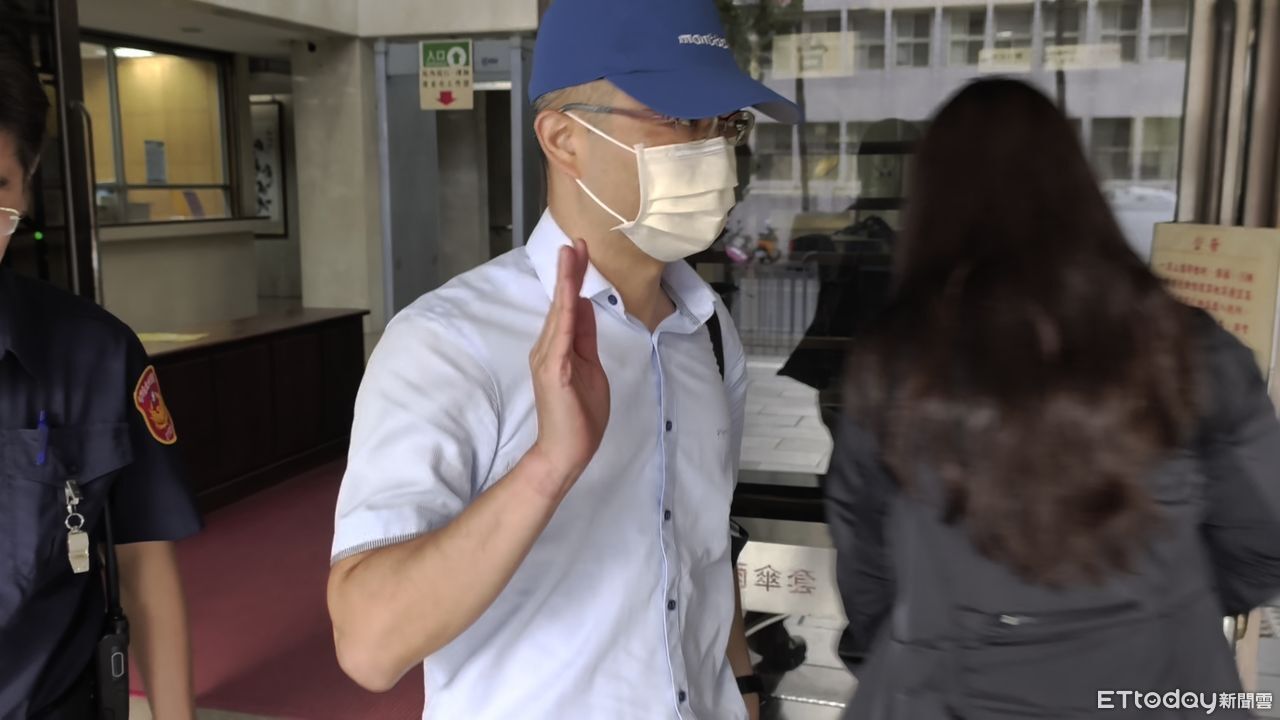 催京華城公文「市長室秘書」是誰　柯文哲虧檢方沒舉證：變網軍