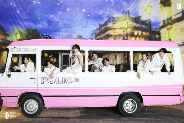 ▲▼HYBE前員工「事先得知BTS暫停活動」賣股避損遭判刑。（圖／翻攝自X／bts_bighit）