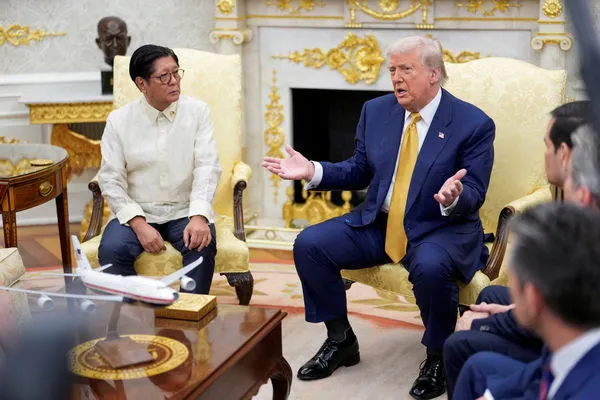 ▲▼川普宣布美菲達成協議「課19%關稅」　比4月對等關稅還高。（圖／路透）