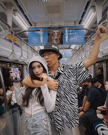 酷炫與女友柔柔交往十分公開也經常放閃。（圖／翻攝自酷炫IG）