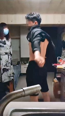 南京紅姐的對象中不乏帥氣運動員鮮肉。（翻攝自微博）