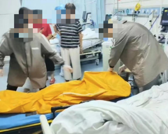 ▲男童在ICU身亡。（圖／翻攝自微博）