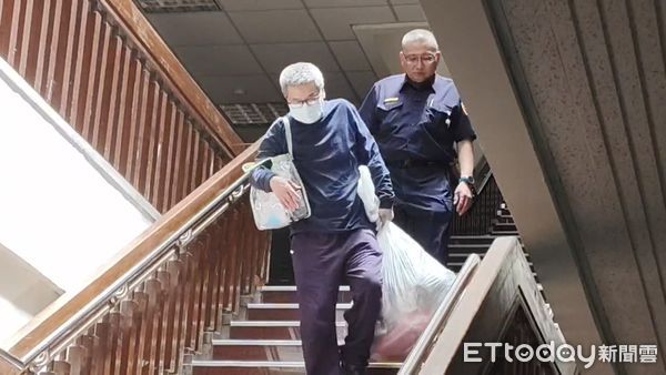 ▲▼京華城案4在押被告中，柯文哲的高中同學兼心腹李文宗，今（23日）順利交保2000萬元獲釋。（圖／記者黃哲民攝）