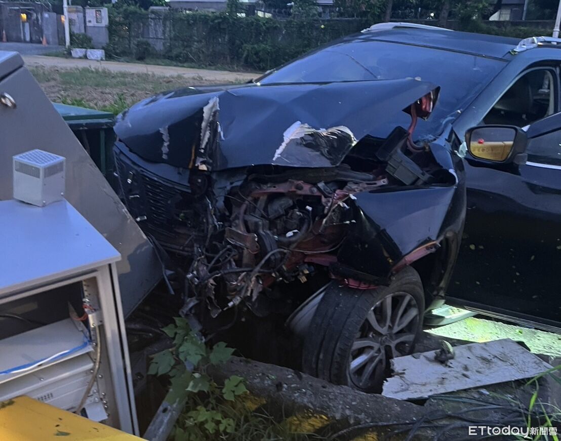 高雄455戶停電15歲屁孩害的！偷開休旅車撞變電箱　車上還有毒品