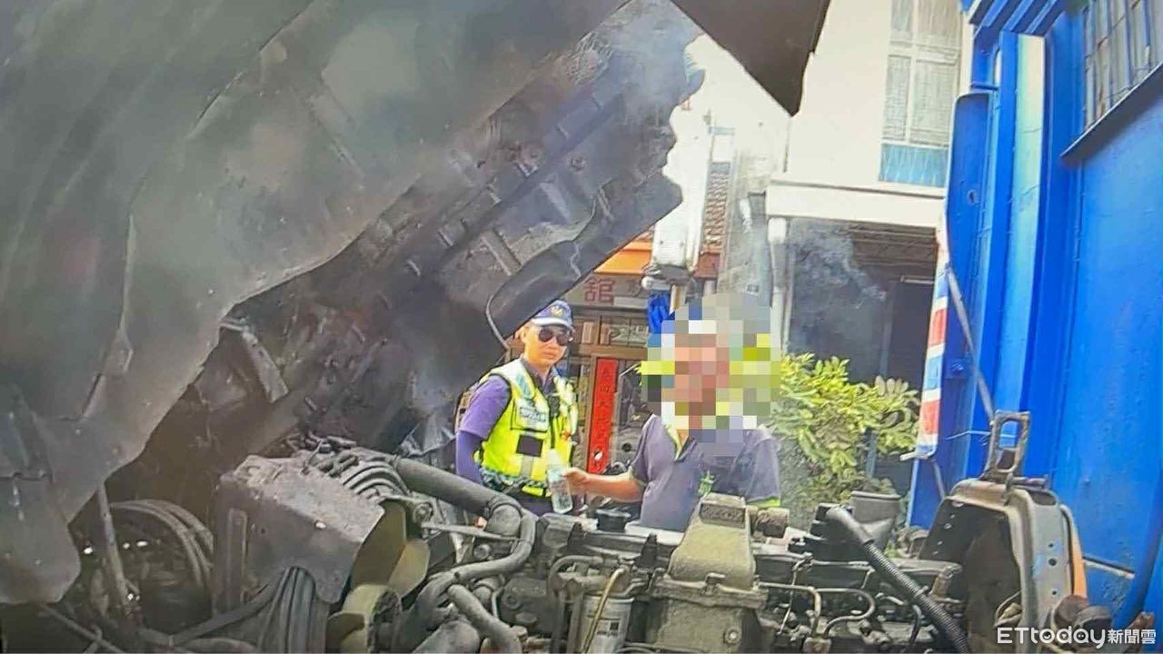 大貨車水箱過熱刁車　台東初鹿警熱心協助脫困化解危機