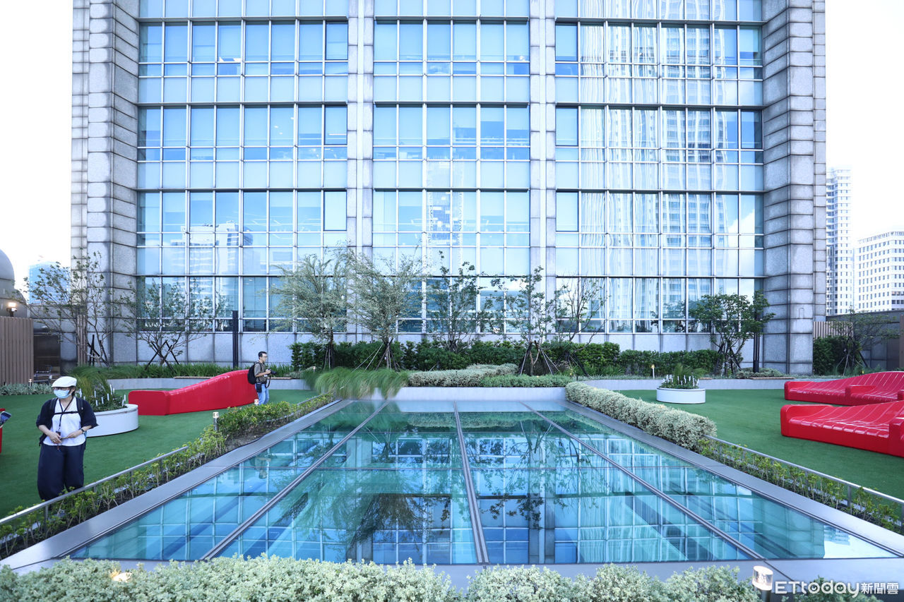 ▲統一Dream Plaza，空中花園。（圖／記者林敬旻攝）