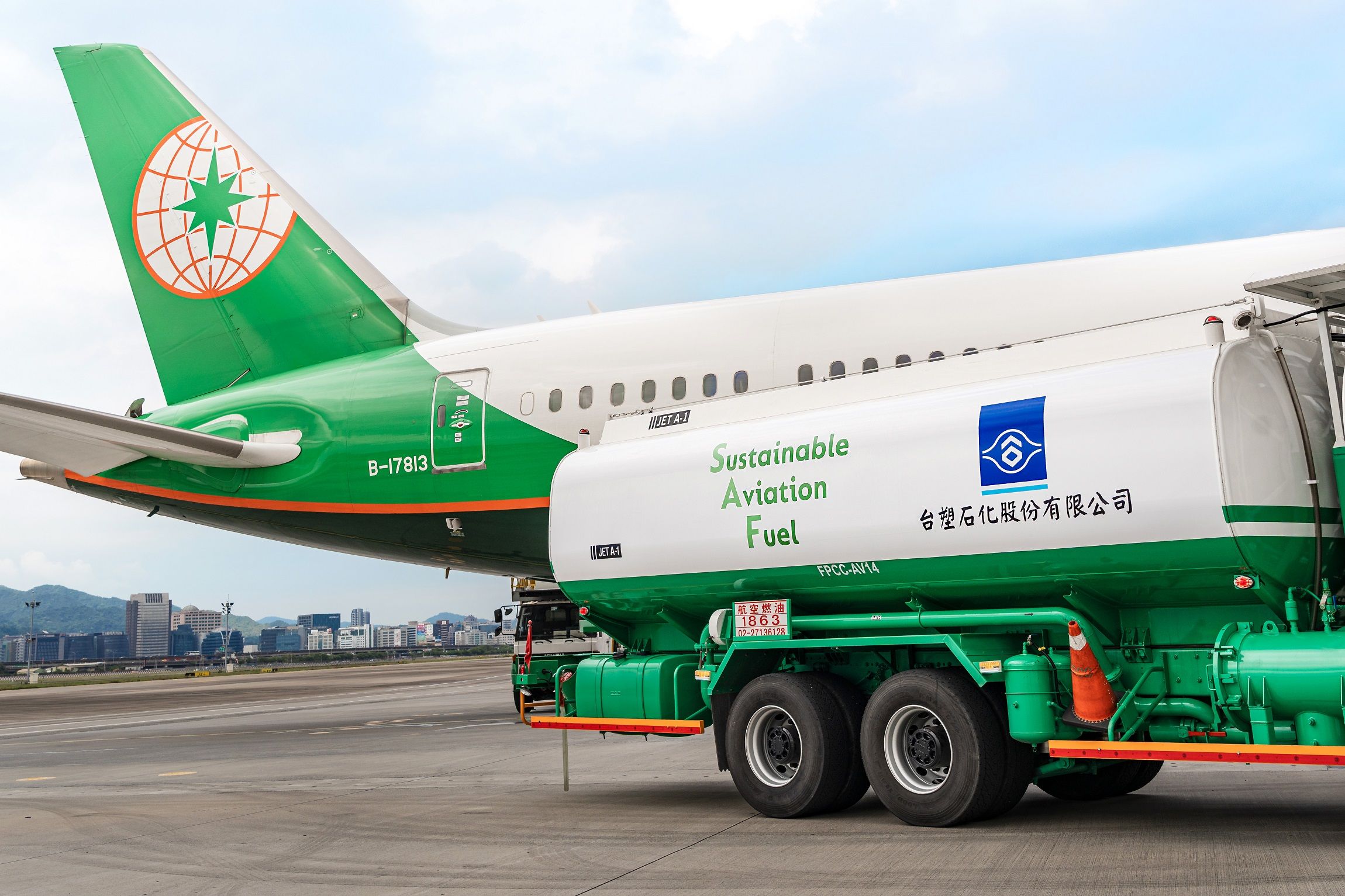 ▲▼長榮航空宣布與台塑石化公司簽署合作備忘錄。（圖／長榮航空提供）