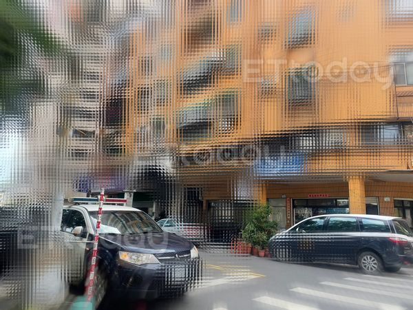 ▲警方鑑識人員抵達勘驗             。（圖／記者吳奕靖翻攝）