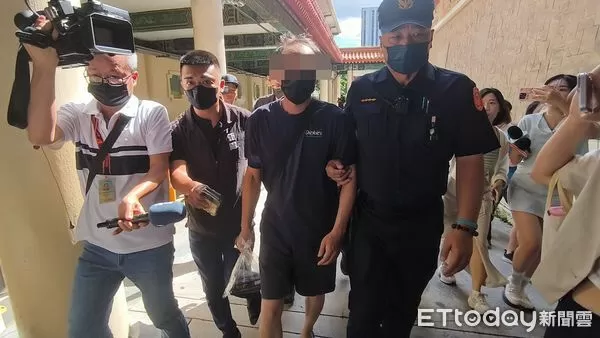 ▲▼汐止夫妻雙亡，長子前往板殯相驗。（圖／記者陳以昇攝）