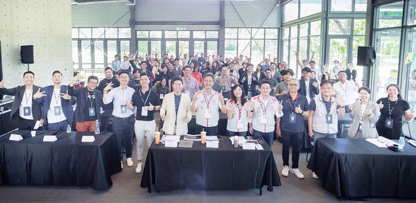 ▲評選活動與專題座談會後大合照。（圖／桃市府經發局提供）