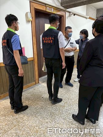 ▲▼嘉義地檢署、犯保嘉義分會關懷風災意外台電員工 。（圖／嘉義地檢署提供）