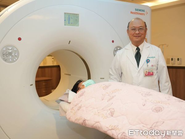 ▲▼  ［正子檢查照出甲狀腺癌醫師以自身經歷呼籲早期篩檢］   。（圖／聖馬爾定醫院提供）