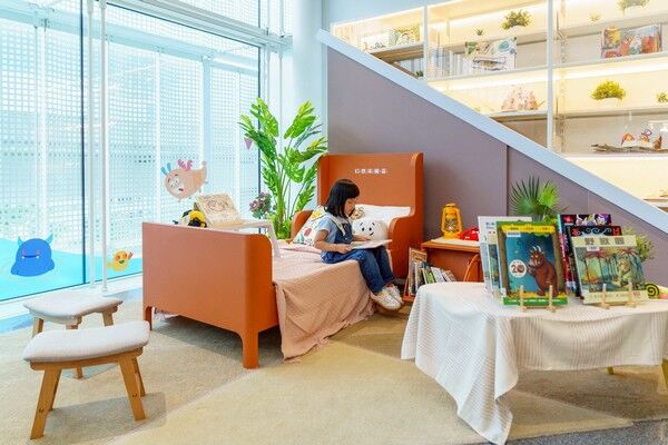 ▲桃園兒美館即起迄11/9日「有怪獸主題書展」