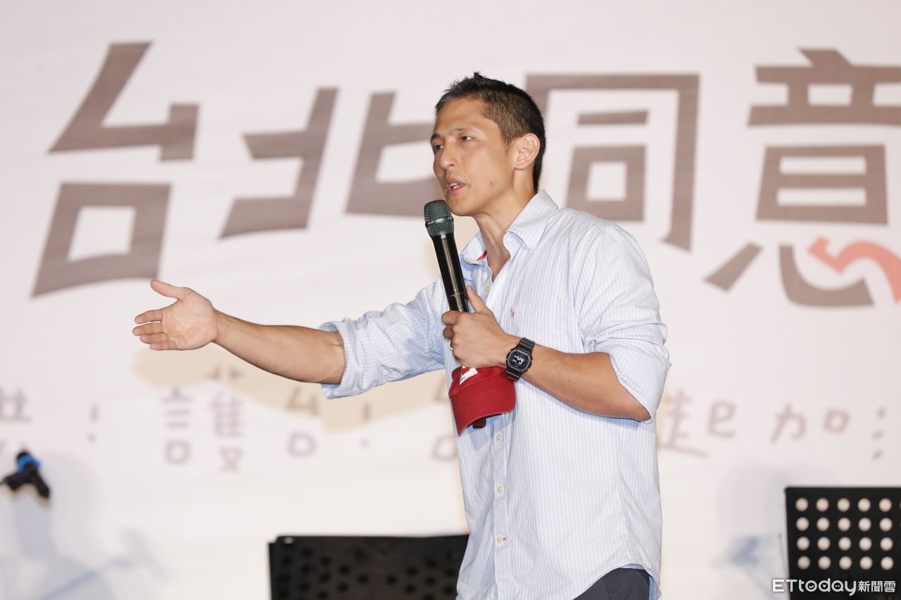 吳怡農指「輝達不算政績」 藍議員諷:翡翠水庫鋪滿光電才算?