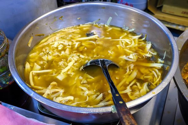 ▲▼老將自助餐清粥小菜。（圖／部落客陳小可的吃喝玩樂授權提供）