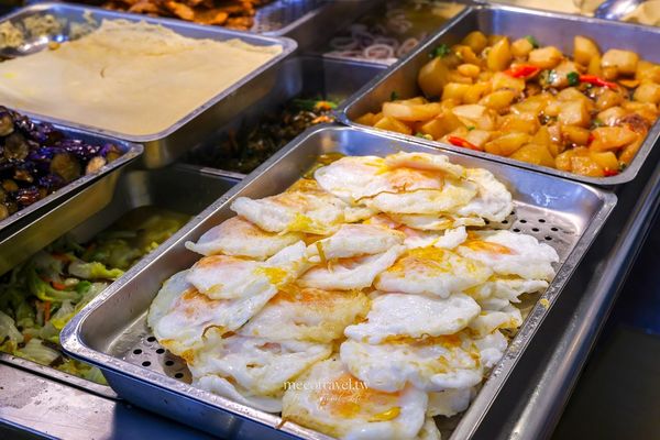 ▲▼老將自助餐清粥小菜。（圖／部落客陳小可的吃喝玩樂授權提供）