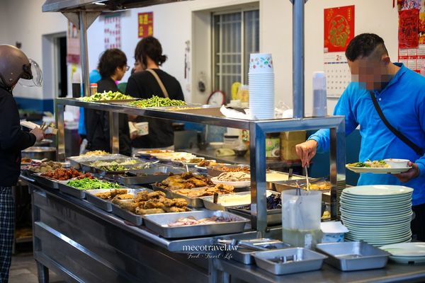 ▲▼老將自助餐清粥小菜。（圖／部落客陳小可的吃喝玩樂授權提供）