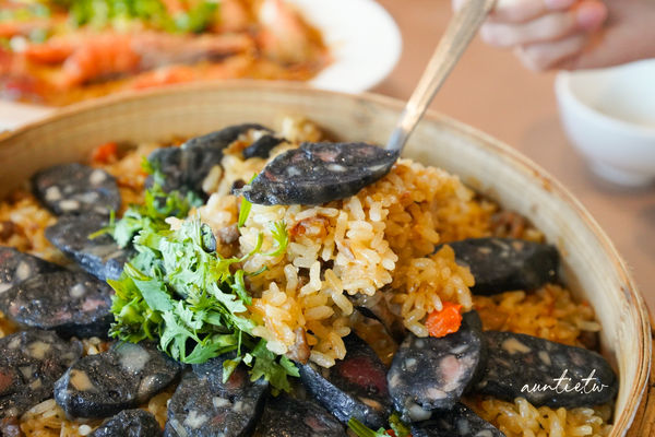 ▲▼草根廚房餐廳。（圖／部落客水晶安蹄不務正業過生活授權提供）