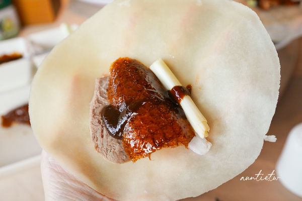 ▲▼草根廚房餐廳。（圖／部落客水晶安蹄不務正業過生活授權提供）