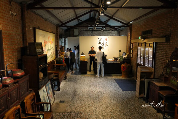 ▲▼草根廚房餐廳。（圖／部落客水晶安蹄不務正業過生活授權提供）