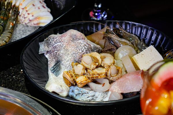 ▲▼馬辣頂級麻辣鍋 漢口店。（圖／部落客混血珊莎的奇幻旅程授權提供）