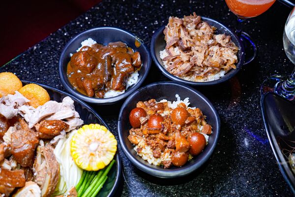 ▲▼馬辣頂級麻辣鍋 漢口店。（圖／部落客混血珊莎的奇幻旅程授權提供）