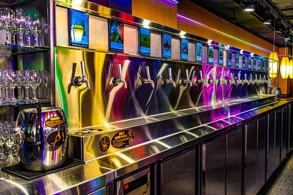 ▲▼馬辣頂級麻辣鍋 漢口店。（圖／部落客混血珊莎的奇幻旅程授權提供）