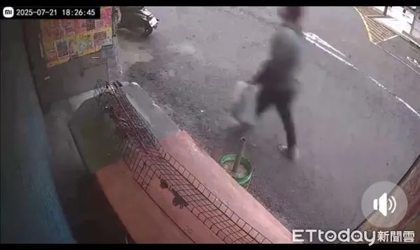 ▲雲林彩券行老闆背包失竊。（圖／記者游瓊華翻攝）