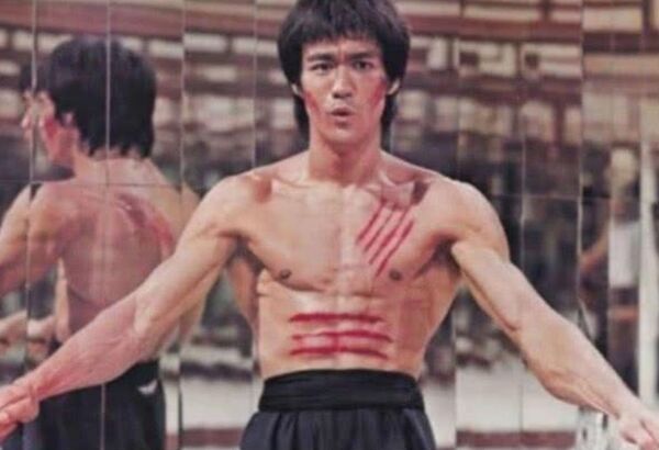 功夫巨星李小龍猝逝震驚全球，死因至今仍有謎團未解。（翻攝自X）