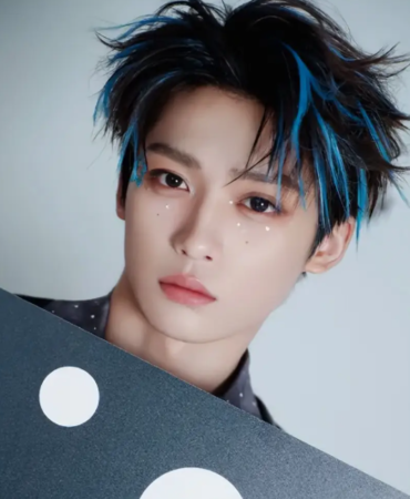 ▲梓渝又被控偷吃。（圖／翻攝自微博）