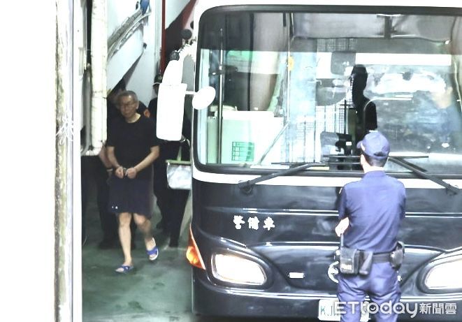大罷免完都是自己人！許甫喊：「賴清德，把柯文哲放出來」