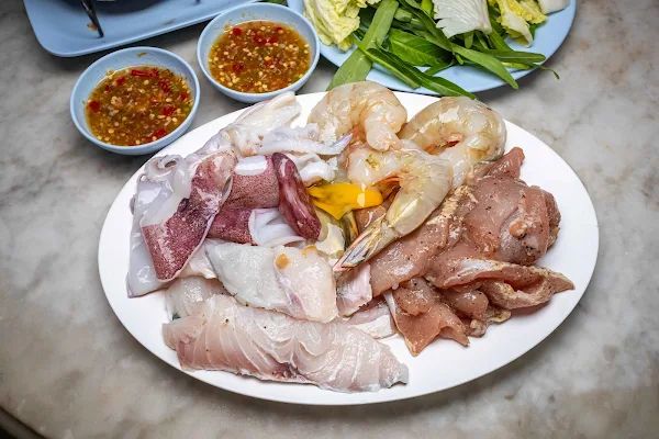 ▲▼正盛食堂小陶鍋/Chek Pia。（圖／部落客美熊很愛吃授權提供）