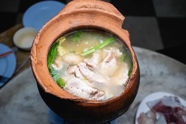 ▲▼正盛食堂小陶鍋/Chek Pia。（圖／部落客美熊很愛吃授權提供）