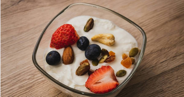 高蛋白點心、乳製品等5種食物可能導致便秘。（示意圖／Pexels）