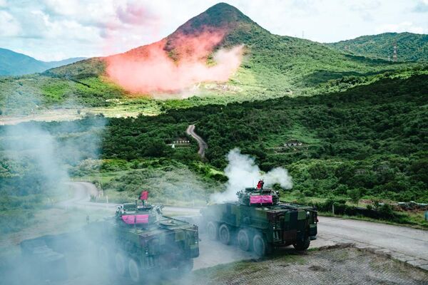 ▲▼CM34甲車以30公厘機砲向目標區攻擊。（圖／軍聞社）