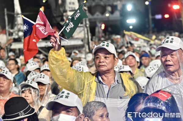 ▲▼ 罷團舉辦「罷免投同意，台灣需要你」迎向成功凱道晚會。（圖／記者李毓康攝）