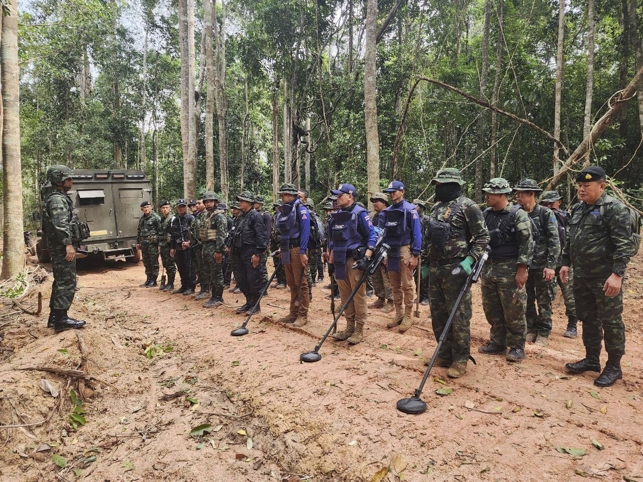 泰國、柬埔寨失控開火！兩軍「積累仇恨值」原因曝　總理被趕下台