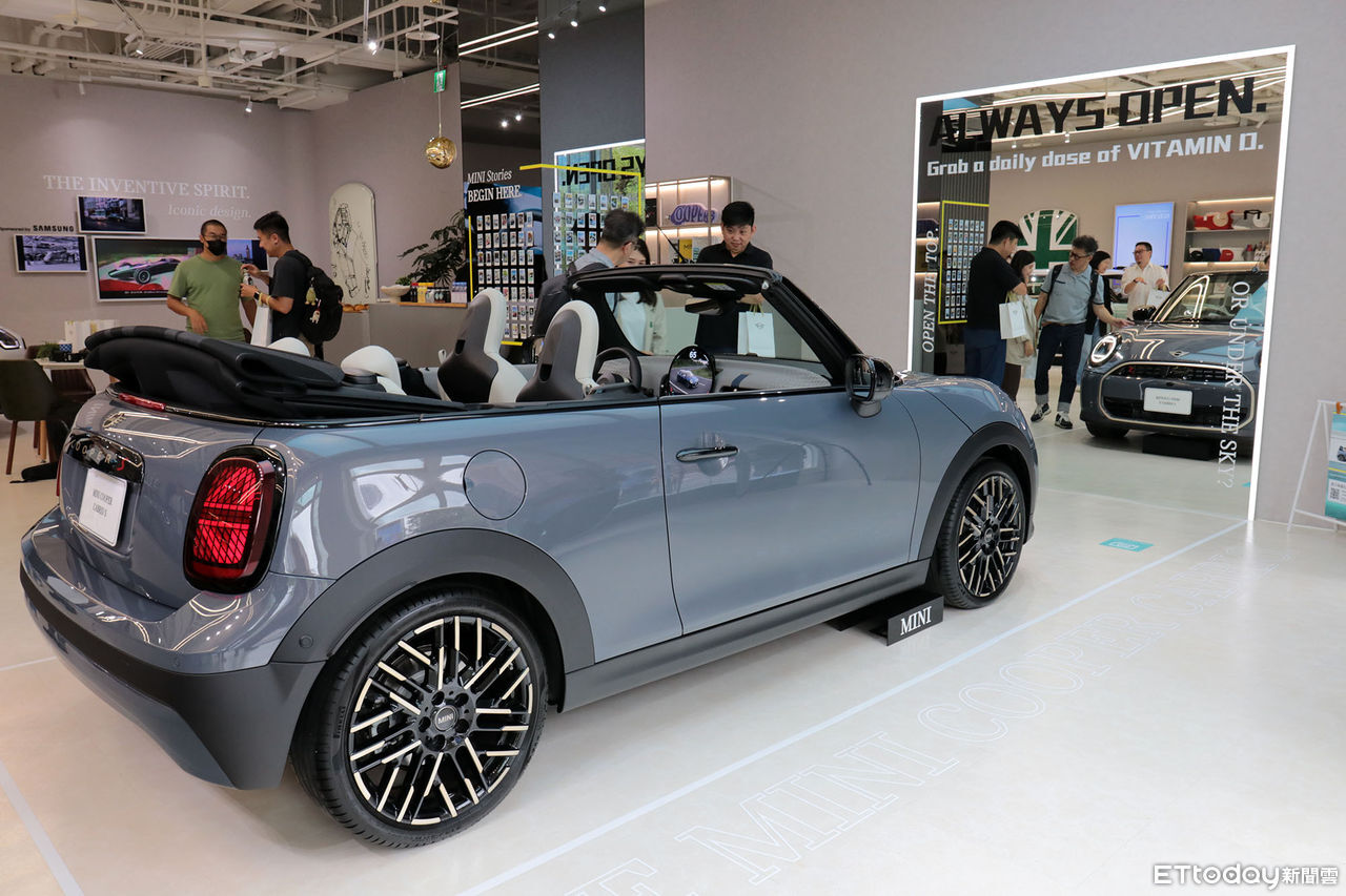 ▲MINI概念店「進駐信義區A19」！車主來領專屬禮　粉絲也能抽住宿券。（圖／記者張慶輝攝）