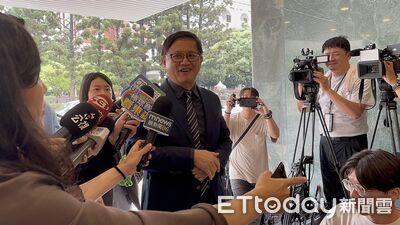 傅崐萁喊「沒收到捐款」要求道歉 童子賢現身親回:本著良心就好