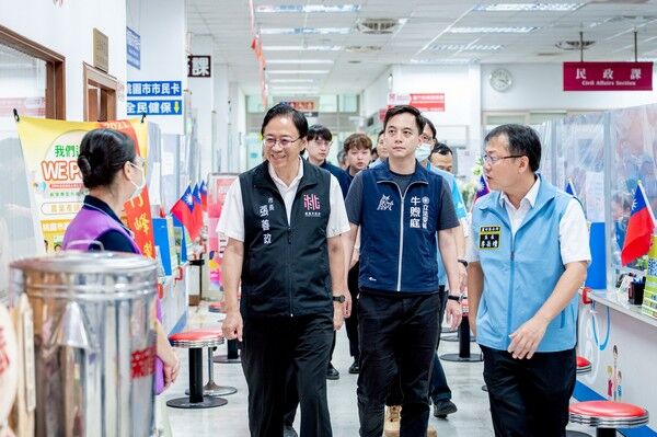 ▲張善政拍板自行興建「蘆竹行政園區」