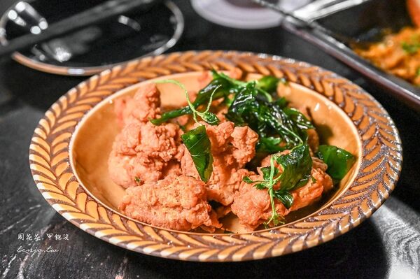 ▲▼ROBATA BISTRO 爐端餐酒。（圖／部落客周花花，甲飽沒授權提供）