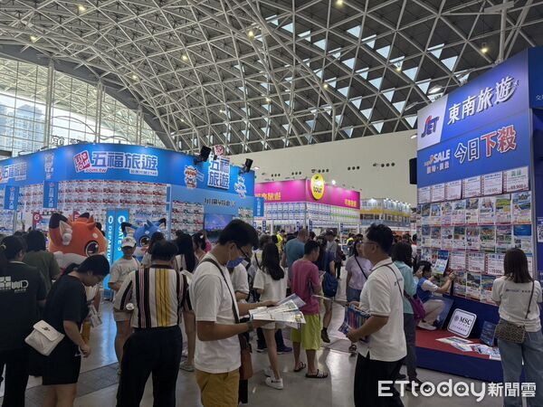 ▲▼高雄國際夏季旅展今日於高雄展覽館登場。（圖／記者許宥孺攝）